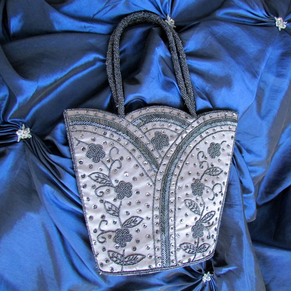 BEADED BAG, VICTORIAN - ROARING 20s STYLE, BEADED HANDLES, OVAL PLATFORM PURSE
